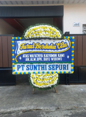 Papan Bunga Duka di Sungai Panas